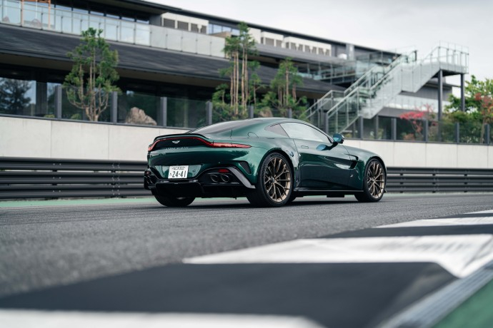 马丁颜值真高Aston Martin Vantage S 