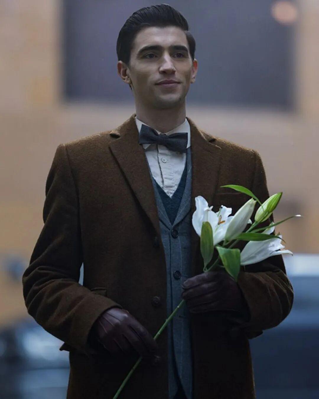 你还记得《死亡男孩侦探社》（Dead Boy Detectives）里那个优雅而