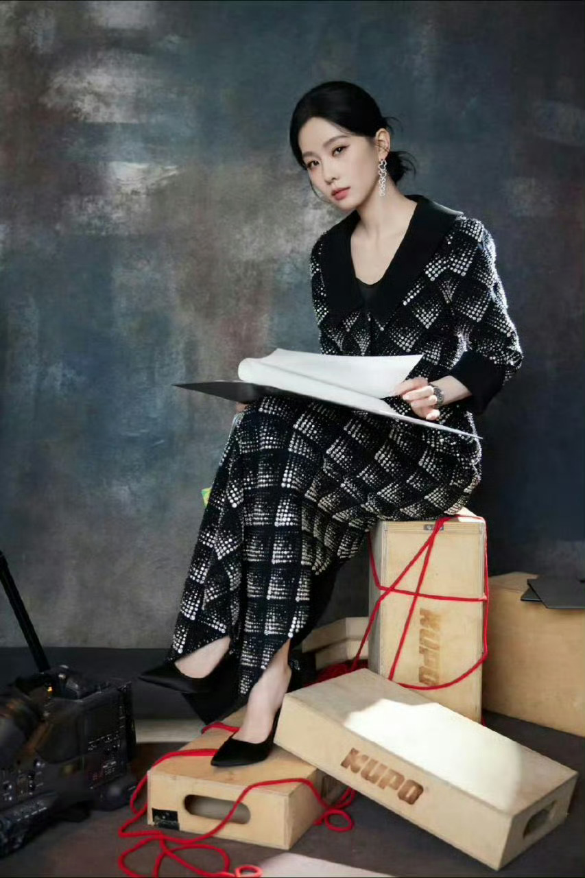 刘诗诗 × 鹅剧派对 刘诗诗身穿Georges Hobeika2025春夏高定 