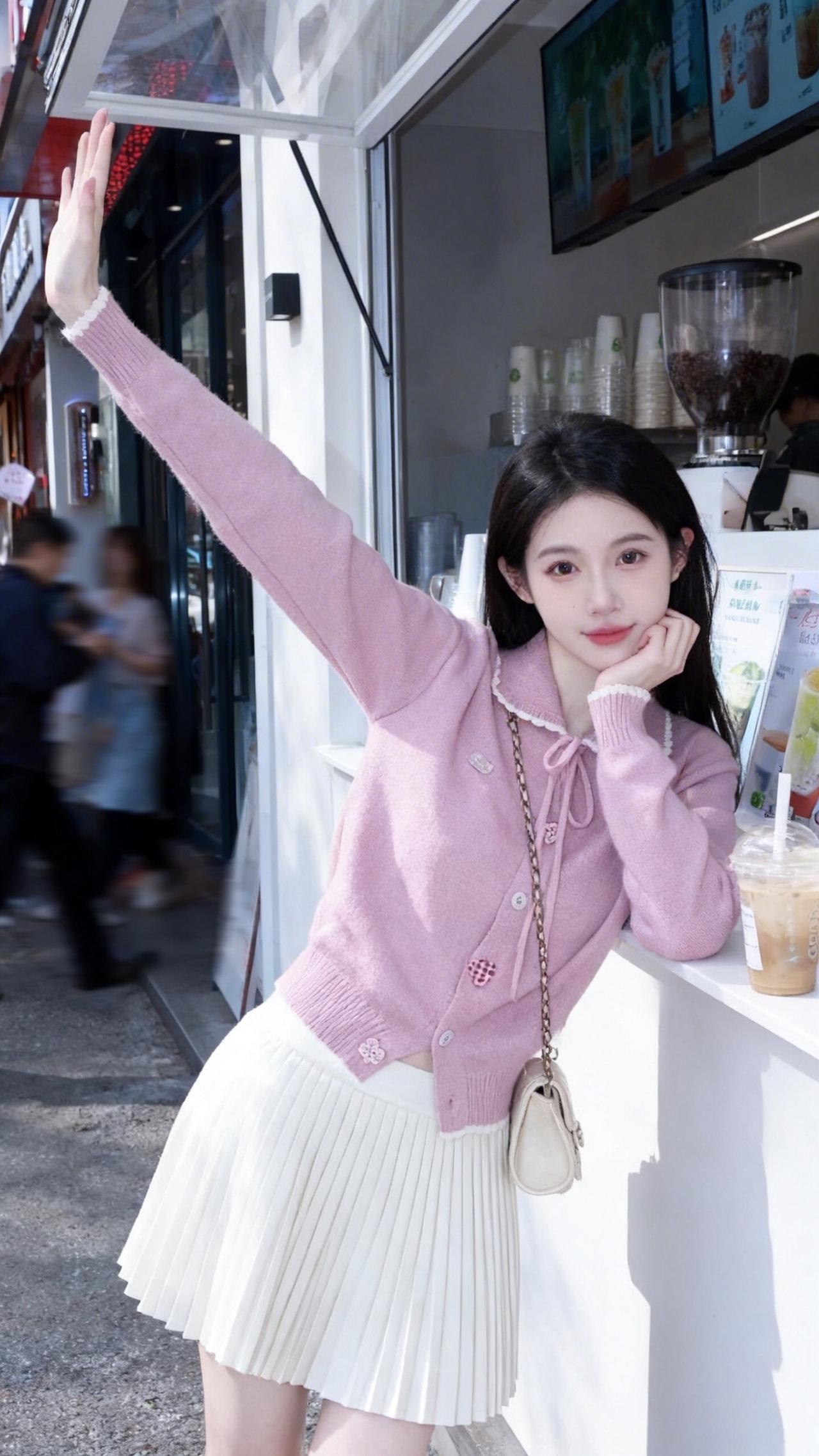 随意穿搭 穿美裙赴夏日之约 服装时装爱美穿搭时尚潮流 穿着得体是一种生活态度 一