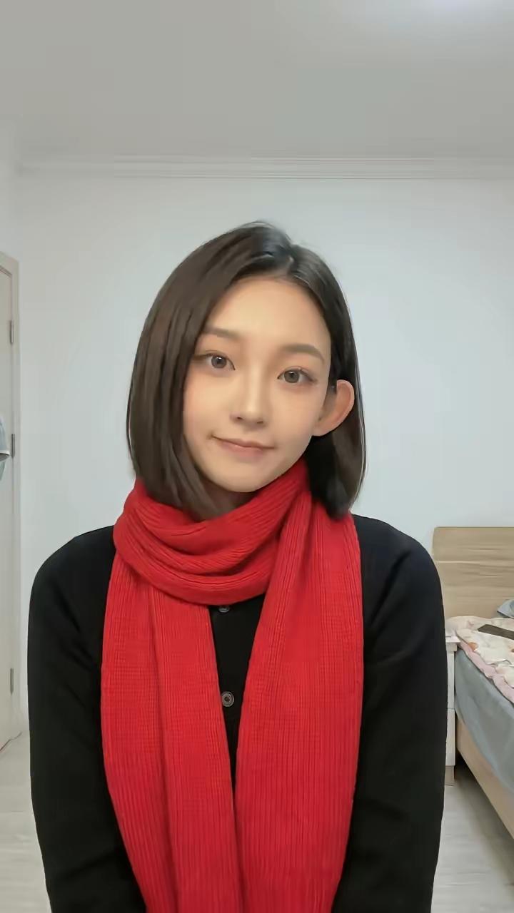 撞脸豆包的神仙颜值！一条视频涨粉过万，这颜值杀伤力也太强了吧✨
 
风格