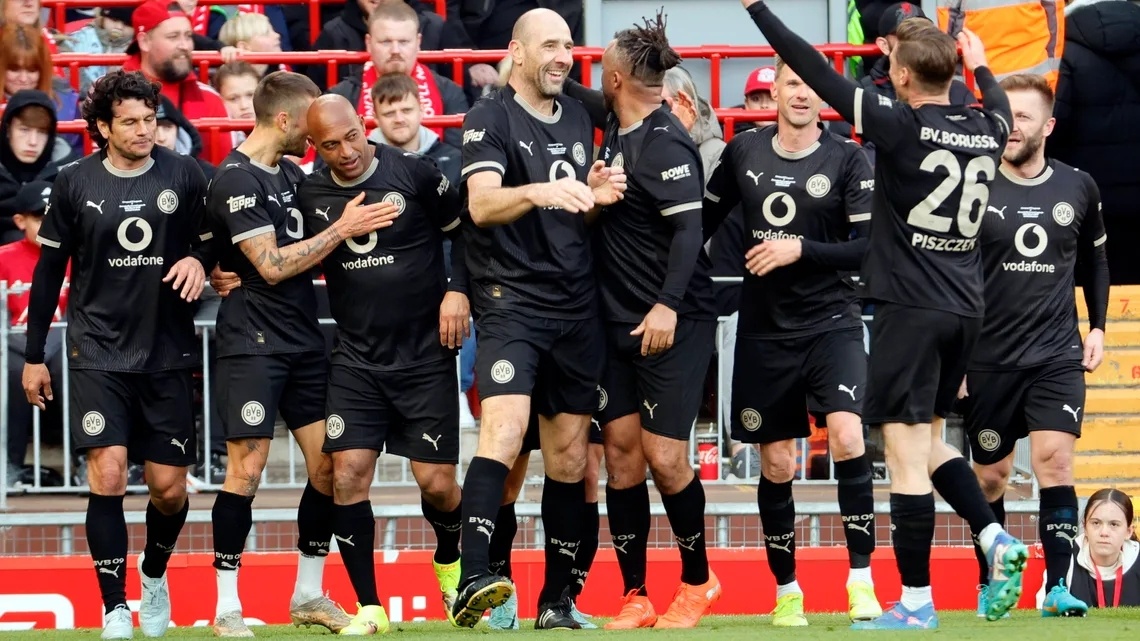 那些年，你追过的胖子们利物浦 多特蒙德