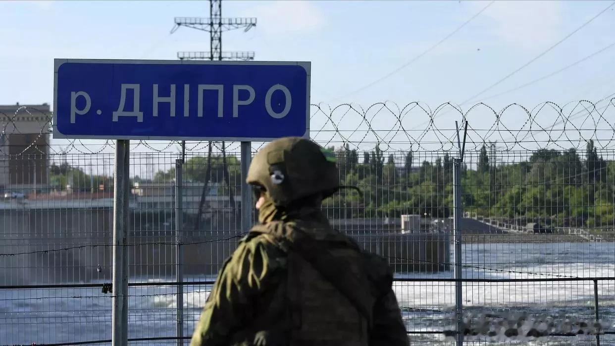 俄军在赫尔松州阻止敌军强渡第聂伯河

来源:俄罗斯卫星通讯社

一名了解情况的消