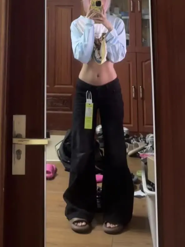 主包总是能买到一些版型超好的裤子🤓