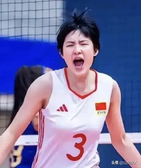 强势开门红！东亚女排锦标赛首战中国女排3-0零封日本，身高碾压全场无解！

 