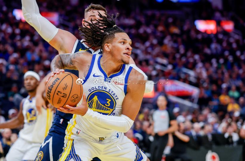 今日，NBA常规赛继续进行，雷霆在客场挑战勇士。半场，雷霆以64-45领先勇士。