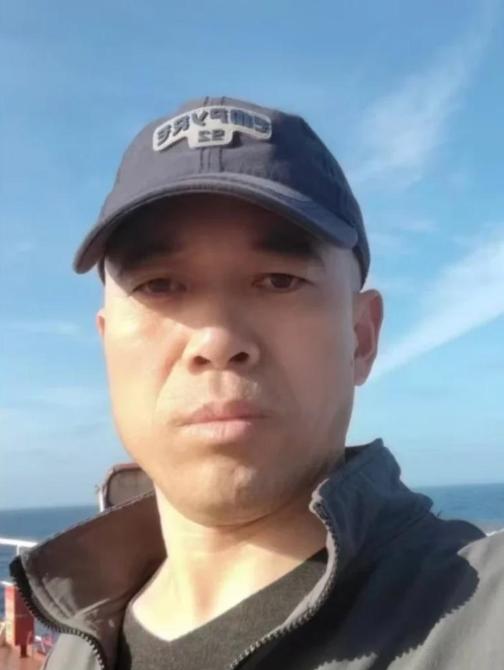 2026年6月6号，一艘从香港开往浙江舟山的货船上，发生了件让人后背发凉的事。一