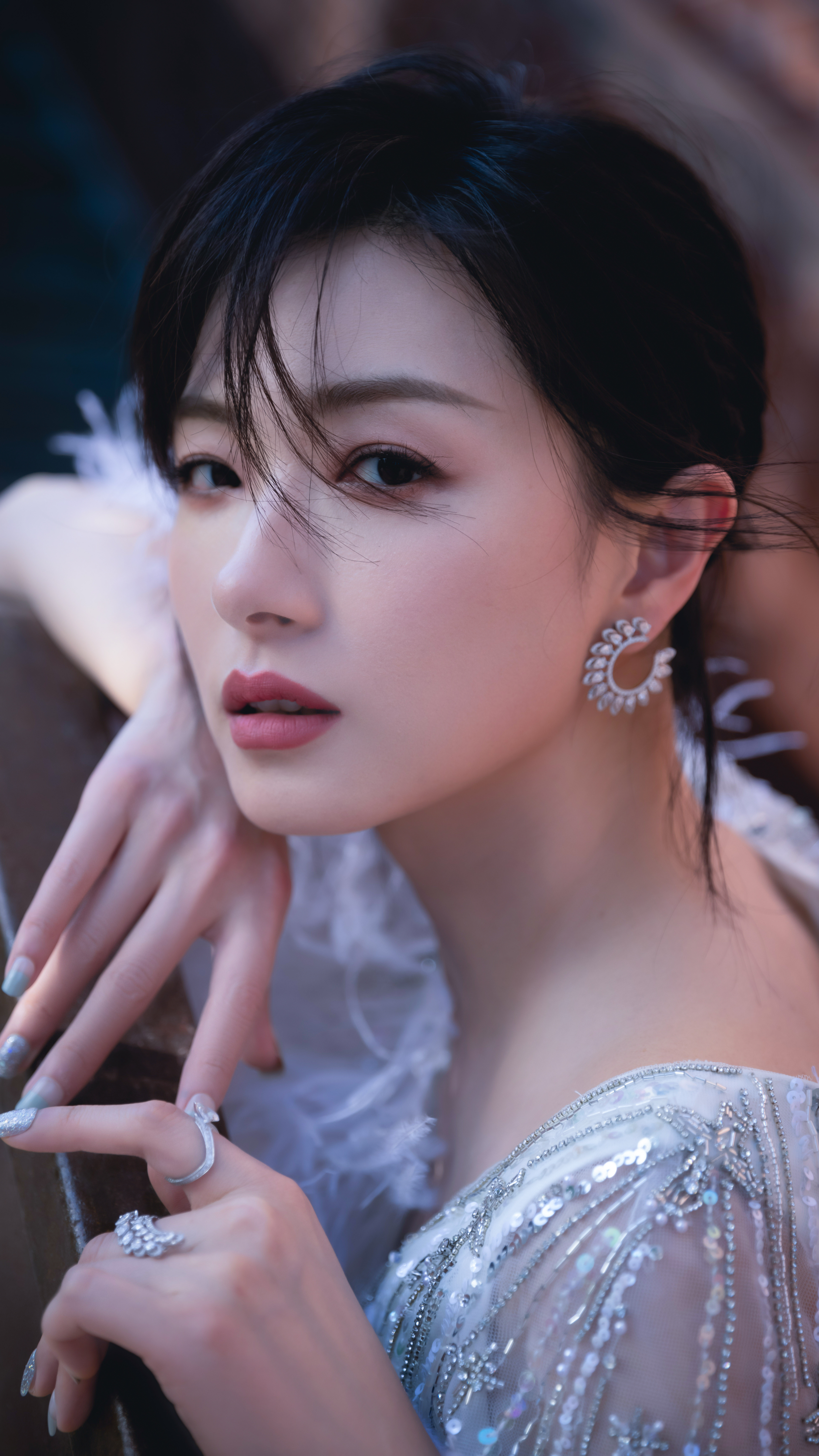 万茜[超话] wq美丽田园品牌代言人万茜 wq万茜美素佳儿品牌大使 阳光洒在你脸