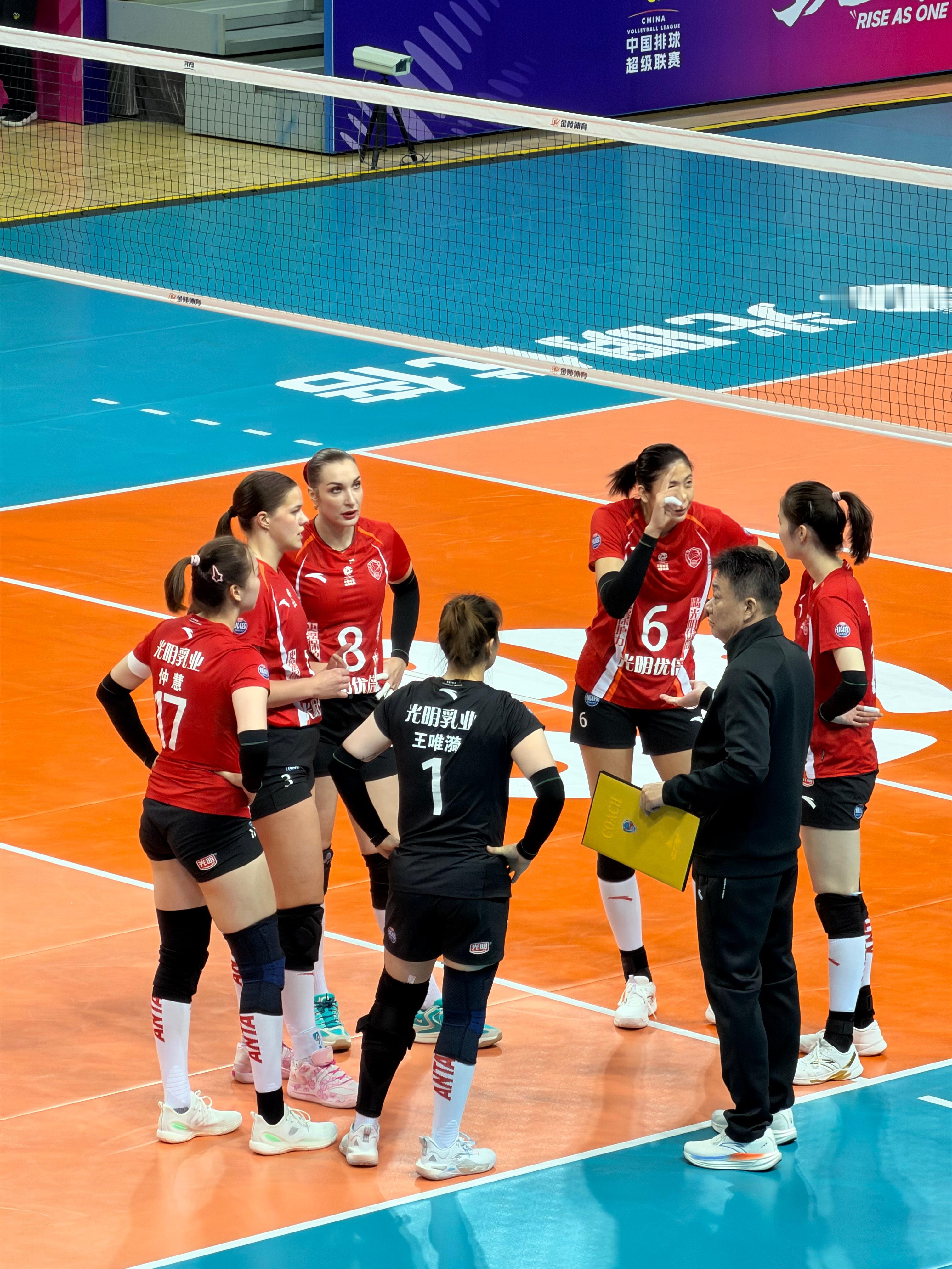 2026的第一个现场，来看看上海女排。 上海·卢湾体育馆