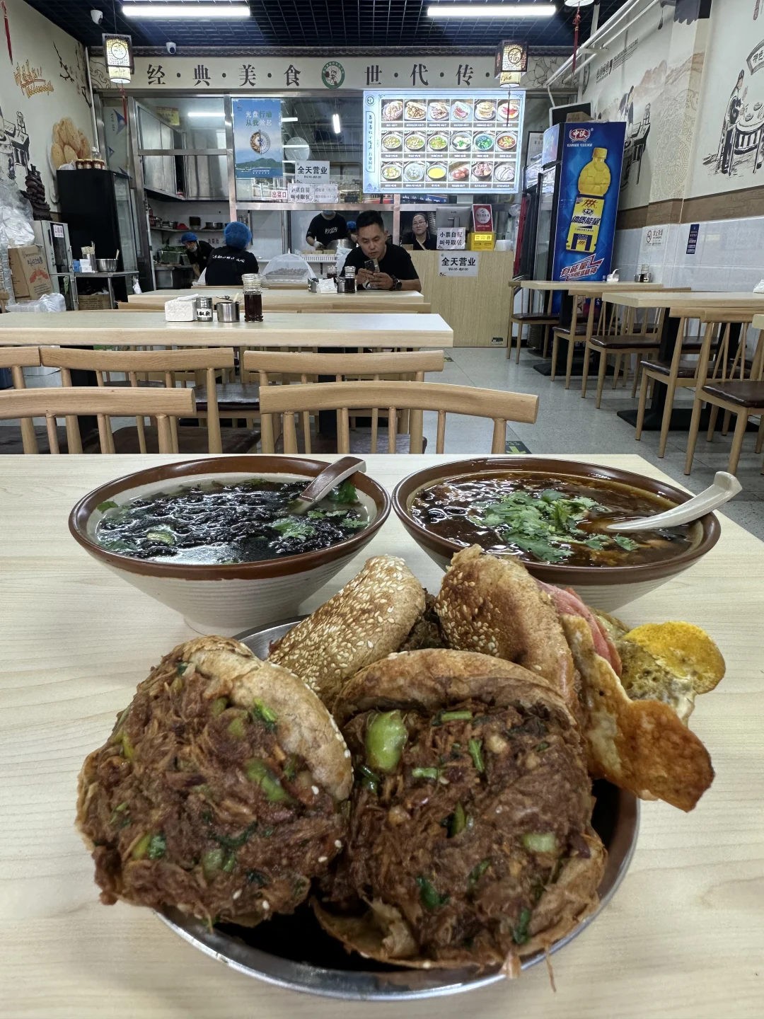 人生建议：爬完八达岭长城一定要吃的小破店…