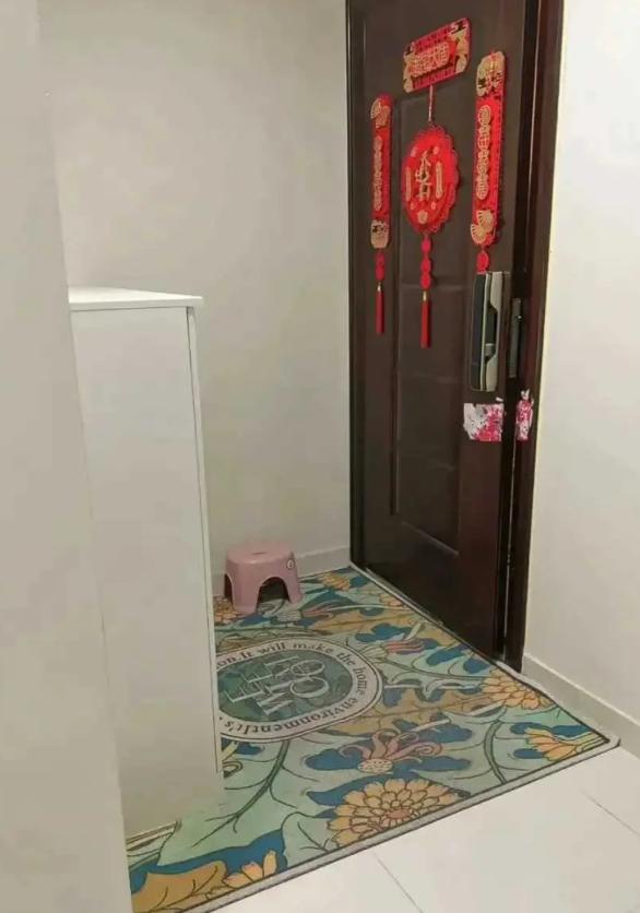 这项规定一出台，

很多人都要脑壳痛。国家最新规定，3 月 30 日起禁止将居民