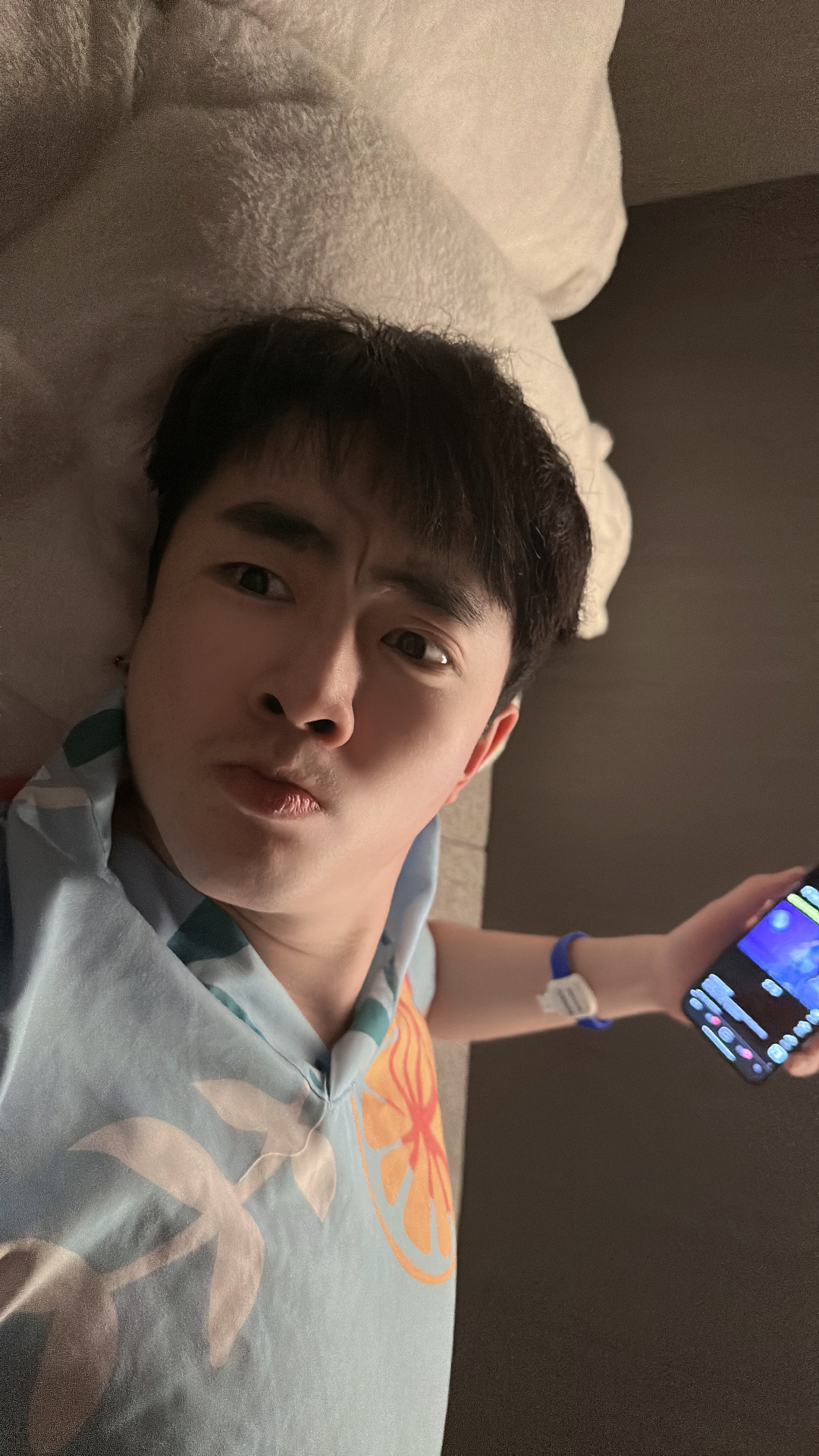 北方人爱去洗浴中心谁能懂啊 因为成都没有环境好的洗浴场所  我拖家带口 一张高铁