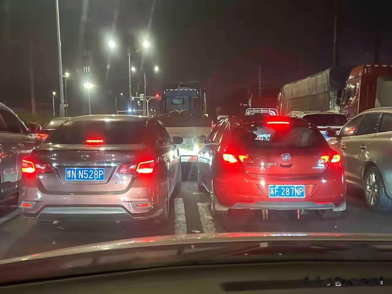 苏通大桥堵车吗？之前有个同事南通的，经常假节日返回老家。听他说经常在苏通大桥堵车