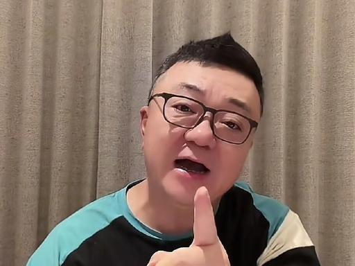 董路昨晚是直播到半夜，整晚都在破解基利安的年龄之谜，目前基本真相大白了，这小黑人