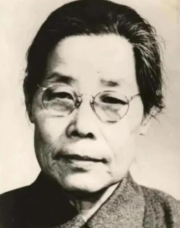 永久开除刘少奇党籍，她是唯一投反对票的人，后来瘫痪在床

中共八届十二中全会上，