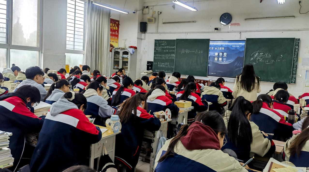 能考上985的孩子，都有什么特征？

1、智商高，这是最重要的一条！智商达不到要
