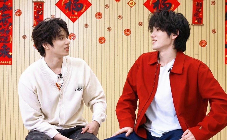 文轩 💕文轩 世界第一甜 “什么我一米八了”“我也一米八了！” 