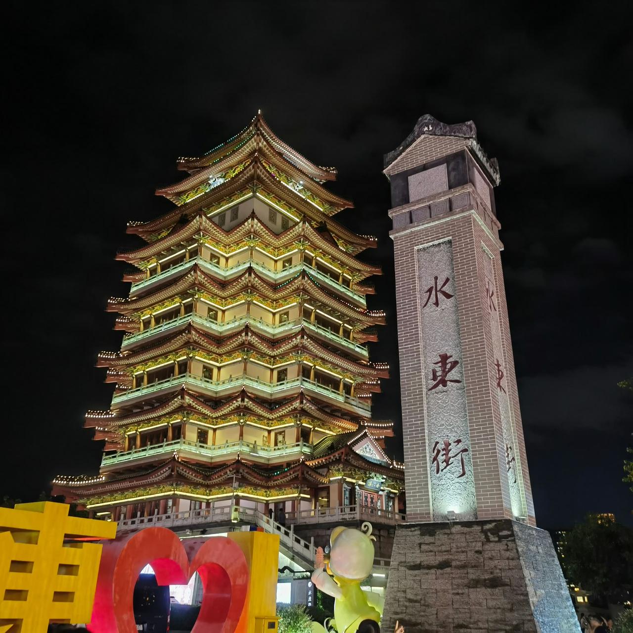 惠州十大特色小吃：
 
1、阿嬷叫；
 
2、梅菜扣肉酥；
 
3、萝卜粄；
 