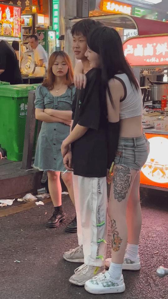 这腿真是太极品了啊[害羞]
