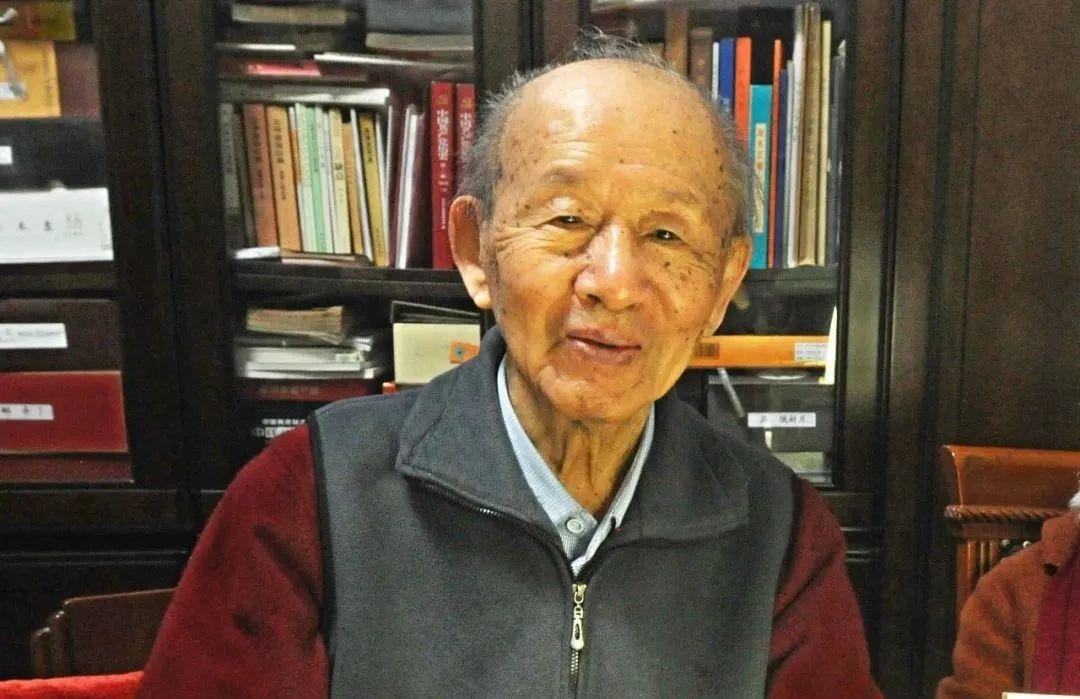 中国工业能实现自主崛起，离不开一代代默默深耕的科研巨匠！今天要说的崔崑院士，就是