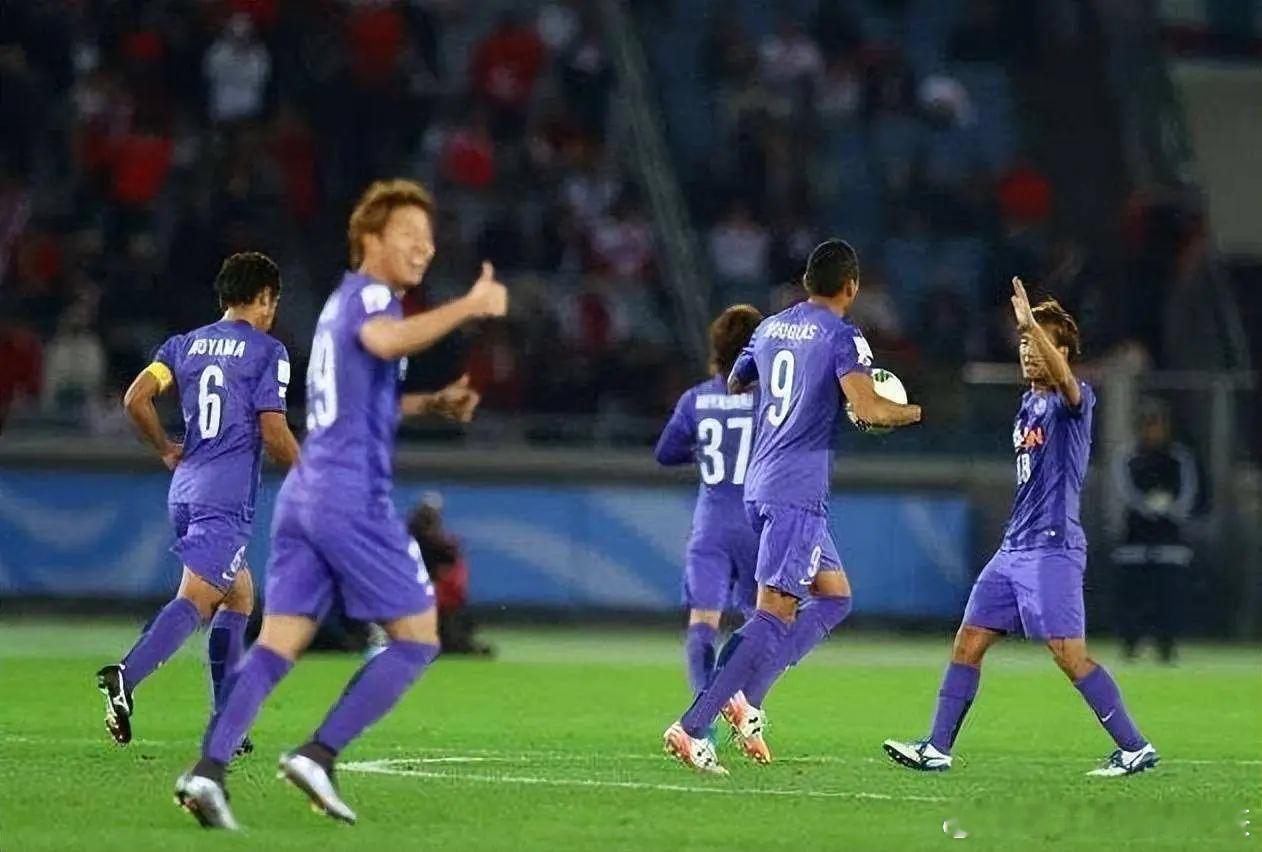 今日免费赛事情报更新！002 日职 广岛三箭vs东京FC实力战意1.广岛三箭目前