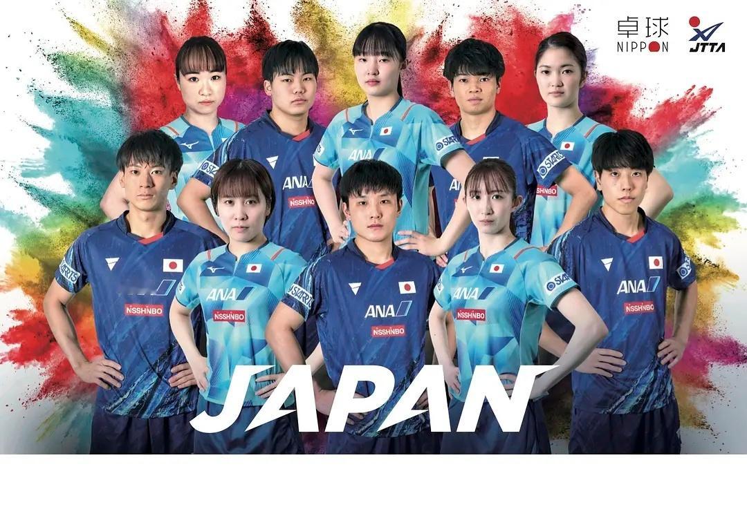 日乒最新站位图，巴黎奥运会期间美和还在边边上，亚锦赛两银一金后已经居于C位。但是