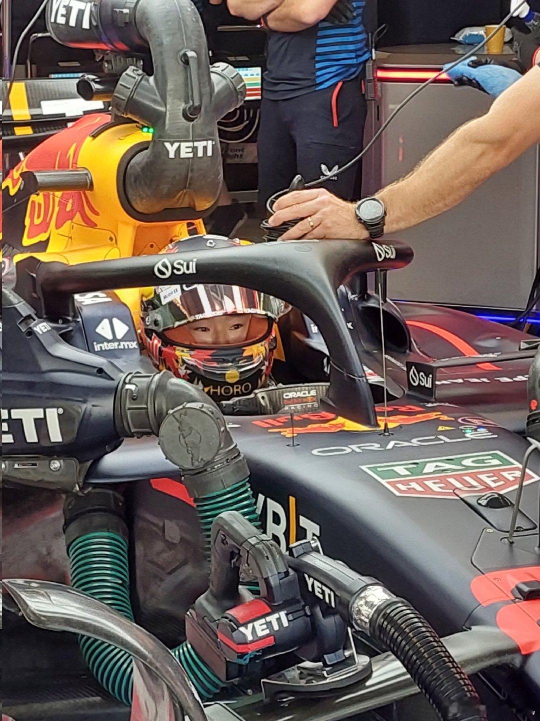 F1  2024年F1最后一天官方测试环节！ F1阿布扎比季后测试   cr：刘
