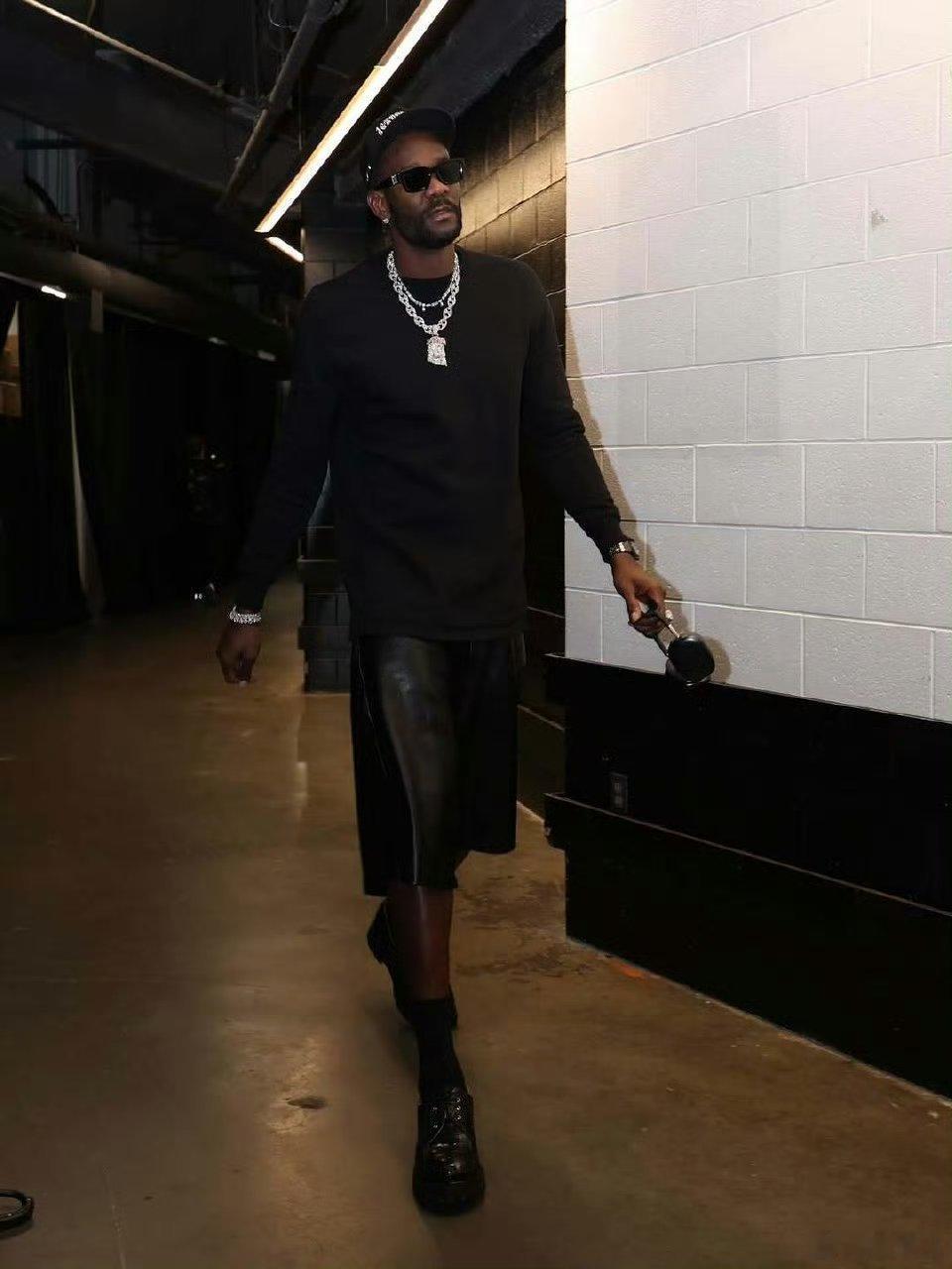 艾顿这赛季缺席了4场比赛，但他仍然是湖人队的首发出勤率最高的球员（八村至少还要缺