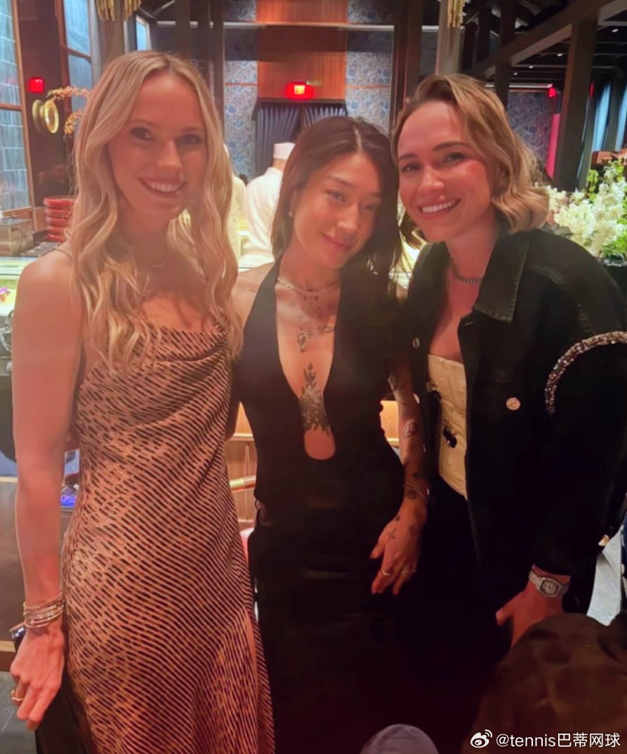 沃兹尼亚奇在迈阿密和维基奇和萨巴伦卡都有互动，还复出吗wta