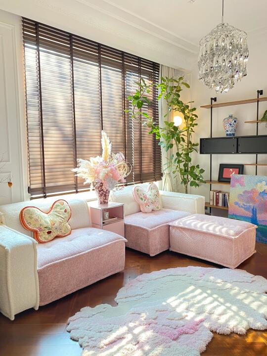 旅行归来，金窝银窝不如自己的狗窝🏠