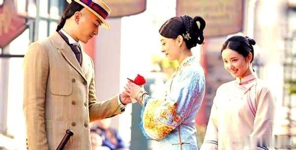 陈晓的人脉也太顶了！居然能请到孙俪和陈建斌这两位前辈，带着《甄嬛传》的情怀为《大