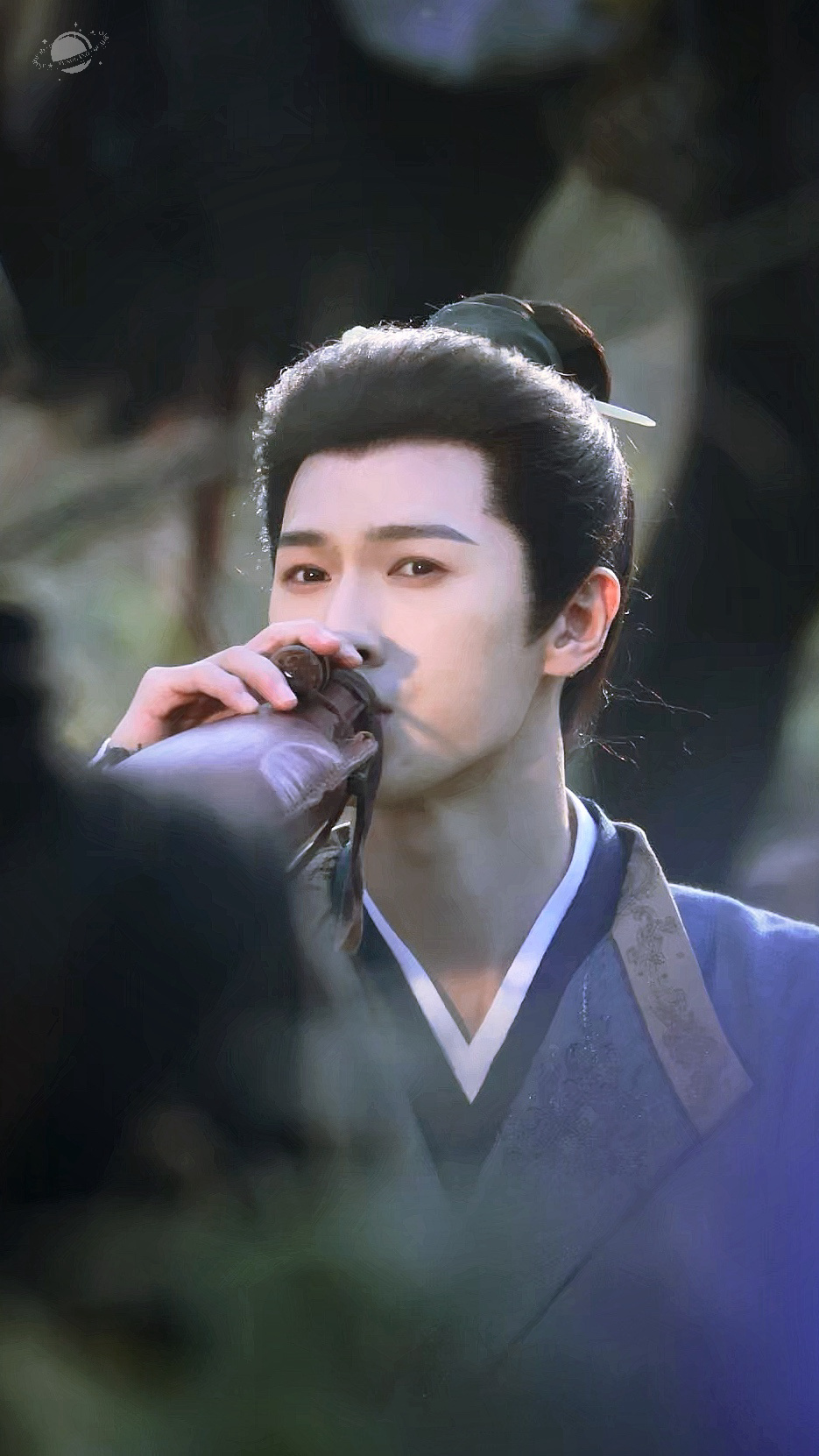 李昀锐 lyr李昀锐言尚 喜欢你不是三分钟热度，而是蓄谋已久后的深思熟虑。好萌的