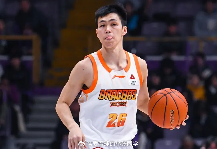 飙升第三！郭士强观战深圳双杀江苏5连胜 贺希宁31分双里程碑北京时间3月24日，