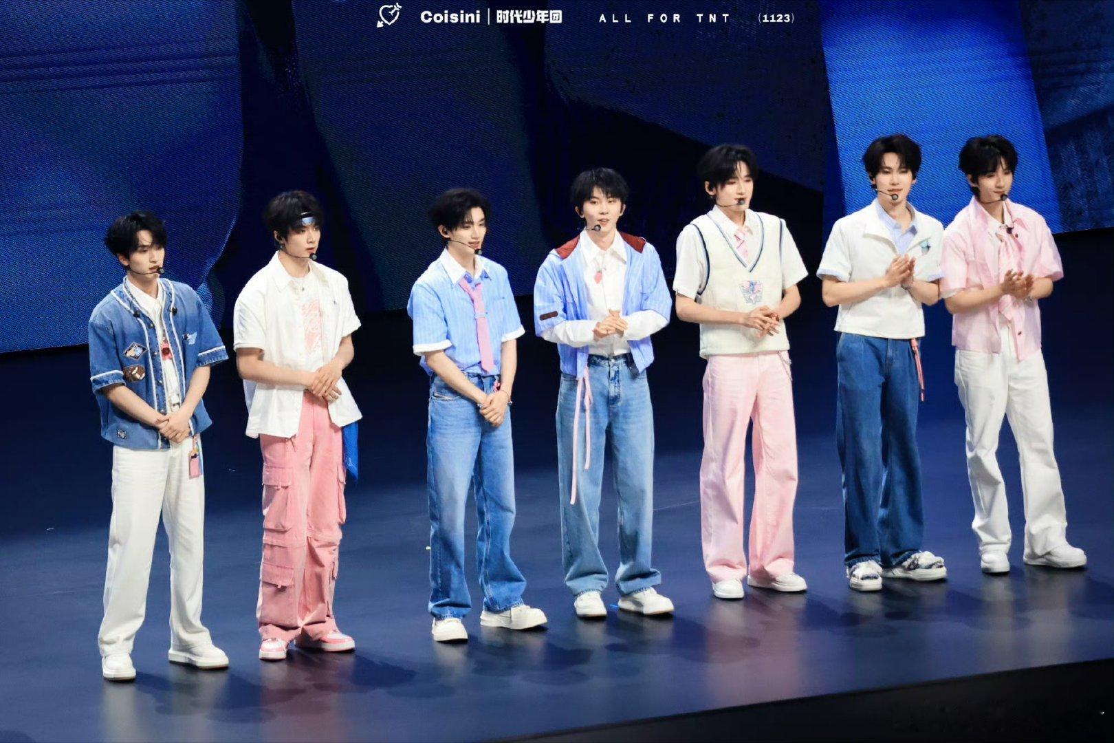 时代少年团 🍿时代少年团男儿歌火焰舞台 🍿HUAWEI nova代言人时代少