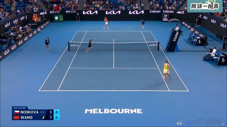 破了破了，来到发球胜赛局，加油加油⛽。下面吵死了。澳网2026这很澳网荆棘鸟vo