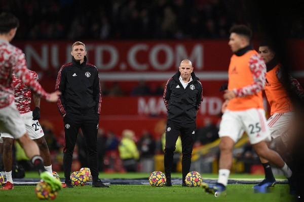 红魔骤然换帅！弗莱彻临危受命，客战伯恩利成首秀曼联周一突然宣布解雇主帅鲁本·阿莫