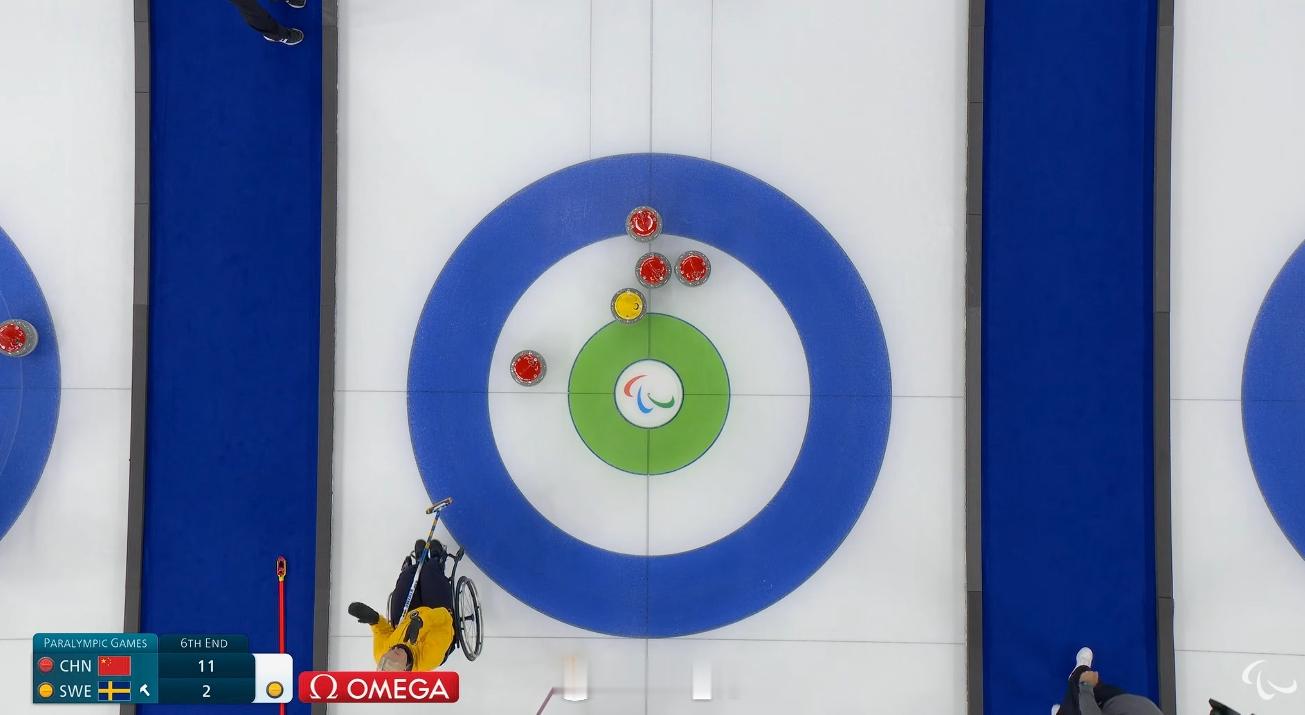 不容易艰难拿到一分，11-3，但是还没有握手 