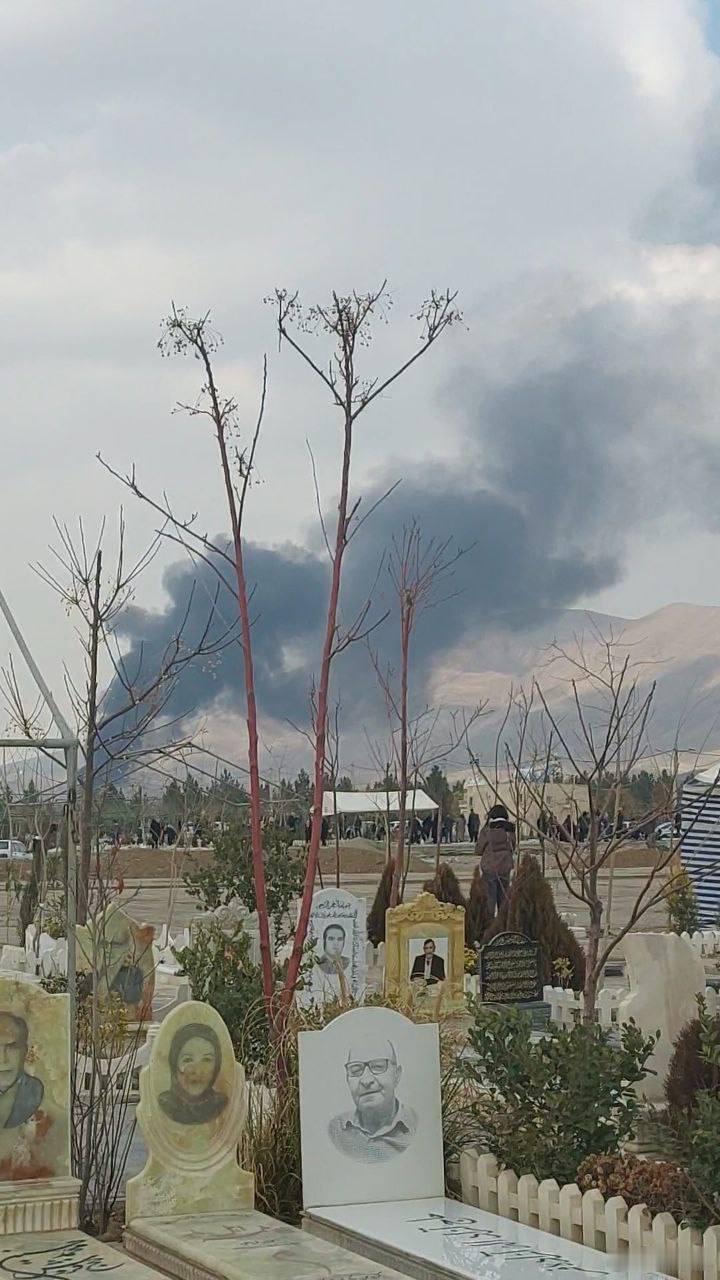 当地时间1月31日，伊朗收复德黑兰附近的帕兰德区鲁德舒尔沼泽地带的芦苇丛发生火灾