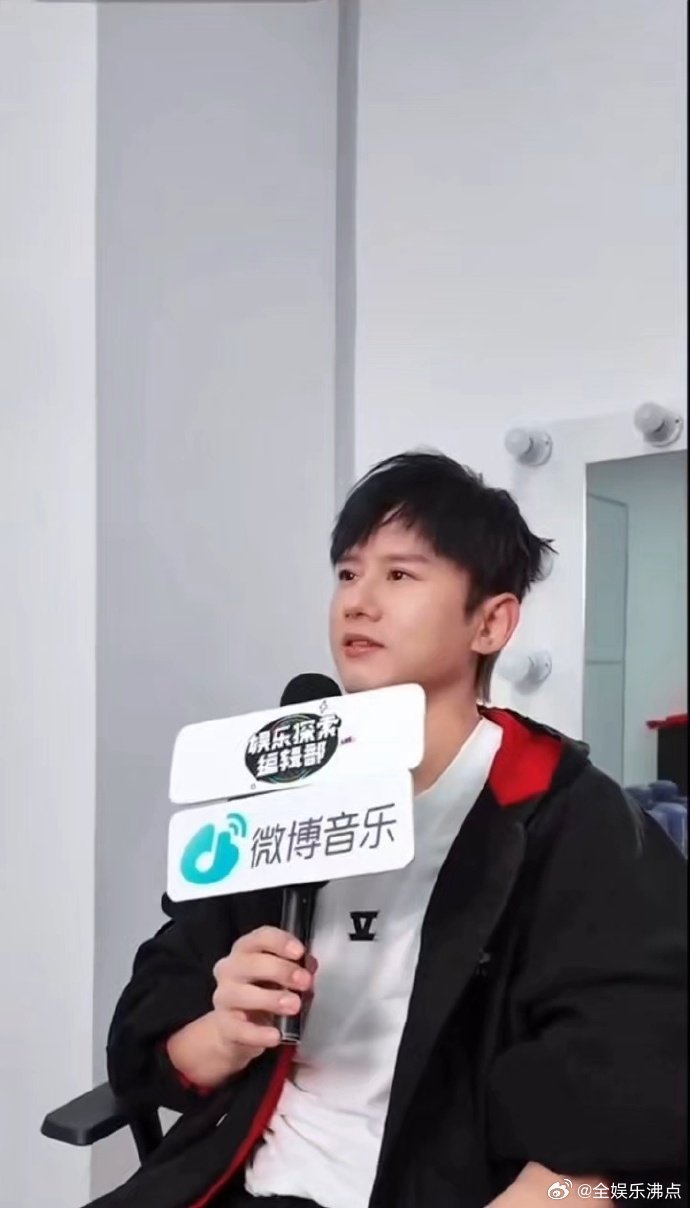 张杰歌单又双叒叕更新了每周都有新曲目，追巡演的快乐谁懂张杰鸟巢歌单一直在goin