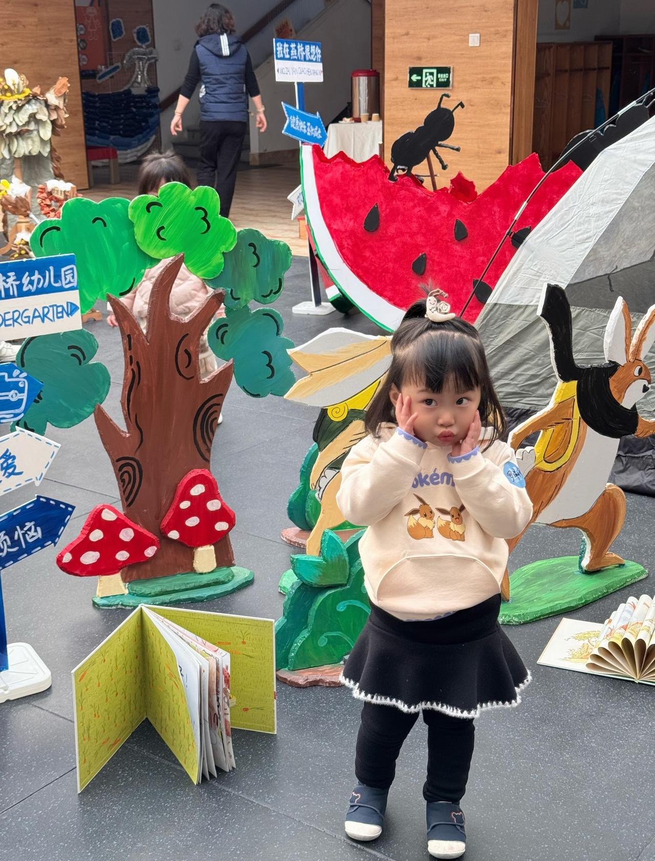 娃来就决定入学的幼儿园，学费居然只要700
📍上海 上海宝山区燕桥幼儿园
家里