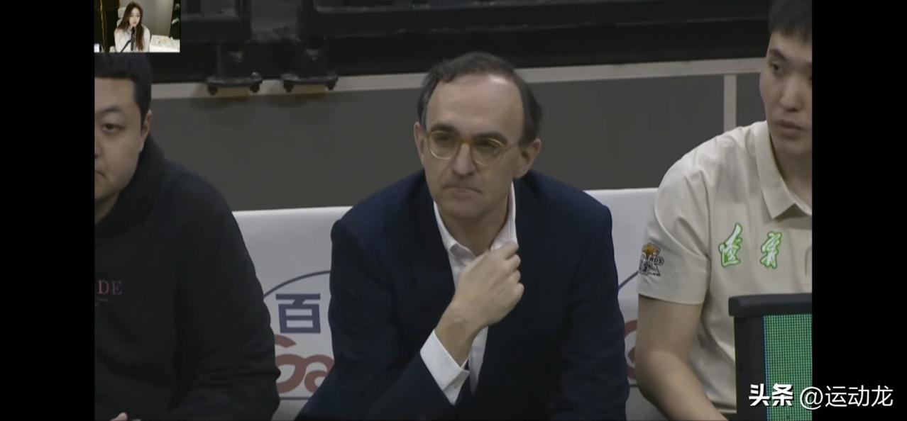 六连胜！目前连胜场次仅落后上海队的8连胜。
乌戈：目标有变，辽宁队要冲击冠军！