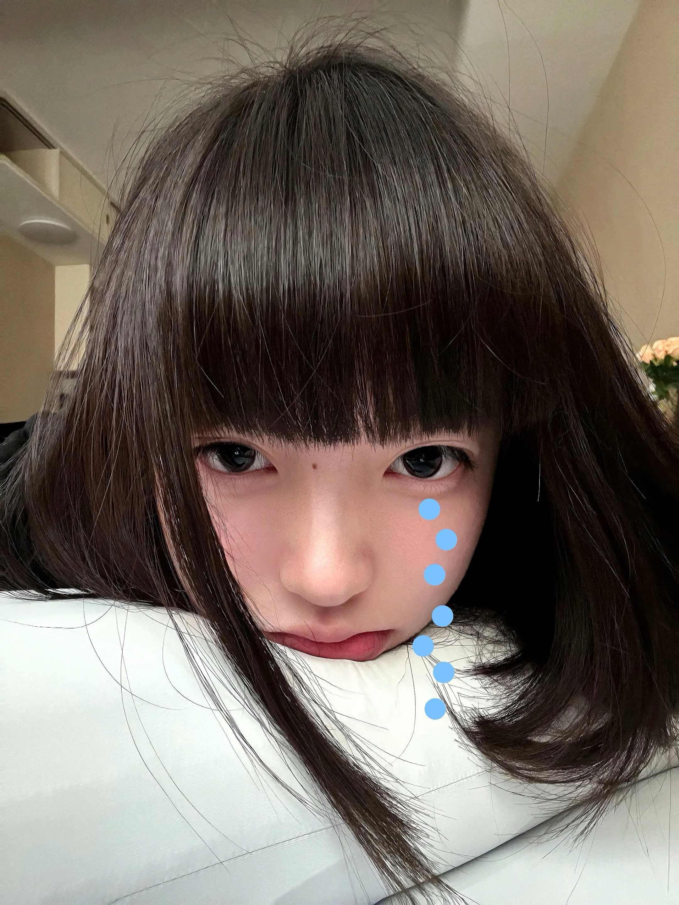 过度依赖一个人 分开的时候就像失去精神支柱一样痛苦 难过的只有我自己