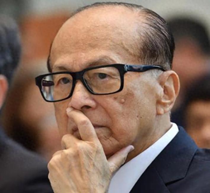 李嘉诚总算想通了？这场港口资产的世纪交易，终于在多方博弈中出现了新的转机，三方请