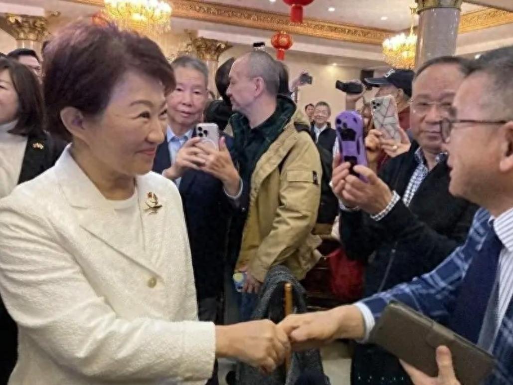 针对卢秀燕昨天关于"战争准备"的言论，国民党文传会主委尹乃菁今天表示，卢秀燕的立