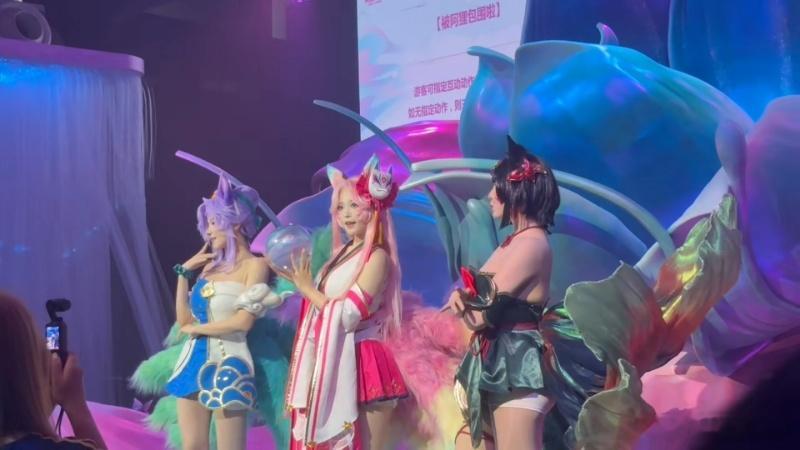 韩援Yasal出了阿狸cos韩援Yasal把阿狸的娇俏和锋利平衡得刚刚好——就像