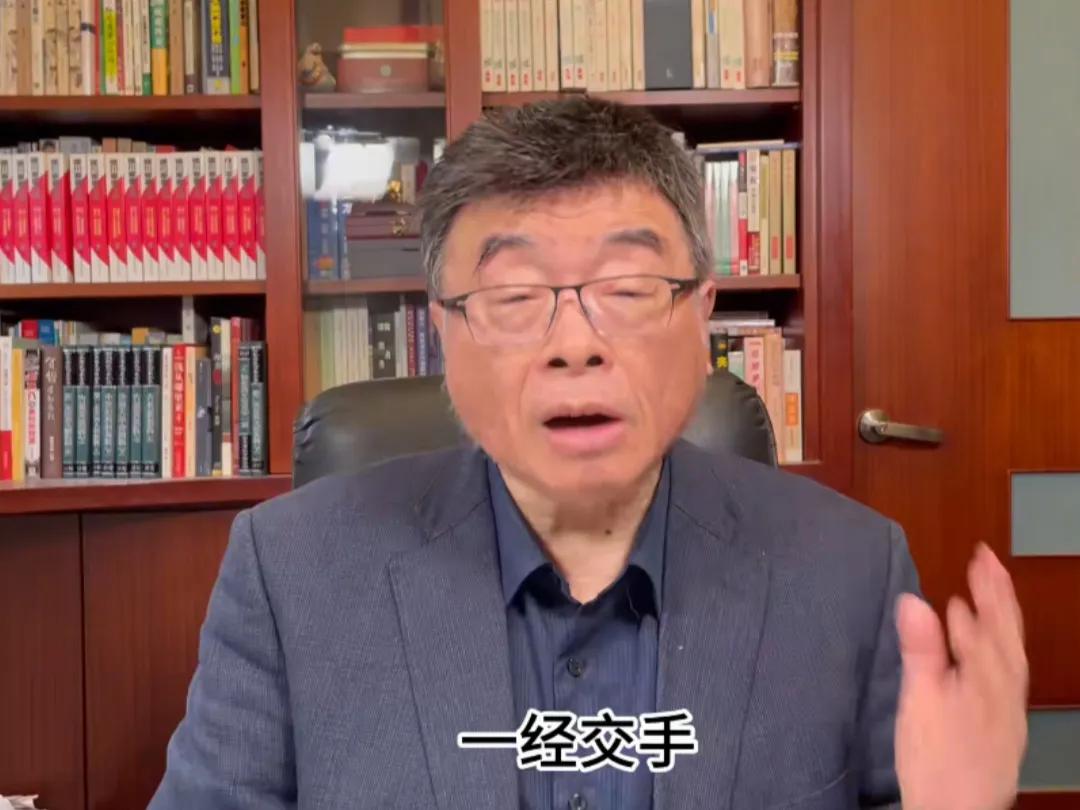 邱毅教授：三件事让岛内的绿蛙们破防了！
5月13日，邱教授认为有三件事让绿蛙变得
