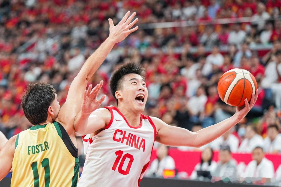 中国男篮迎来意志力与抗压能力的考验以前是“蜀中无大将，廖化作先锋”，现在是“辽中