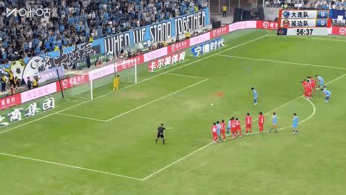 GOAL！高跃宸主罚点球命中，大连队1-0领先延边队

卡尔美·大商 2026年