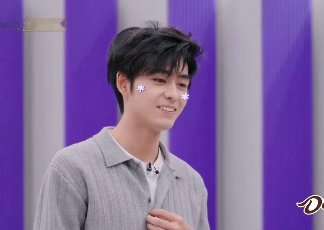 这个选手的高音诠释了张凌赫唱歌水平hhhhh，每个人音域不同，原来和身高也有关系