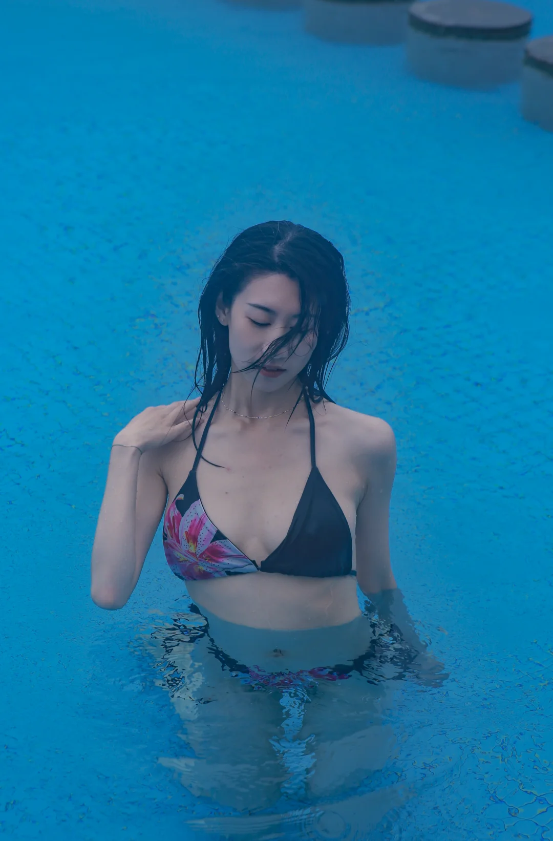 💦来，下水！泳池拍照泰酷啦！